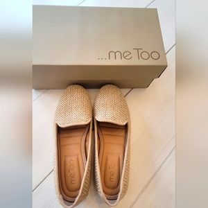 Me Too Yard  Womens Tan Cushioned Loafer Flat Shoe